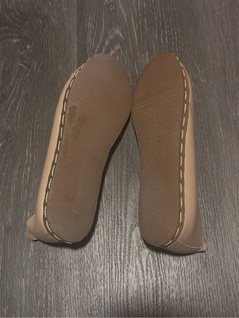N/A comfortable beige